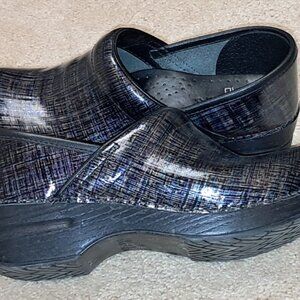Dansko Size 7 women's clog with holographic print